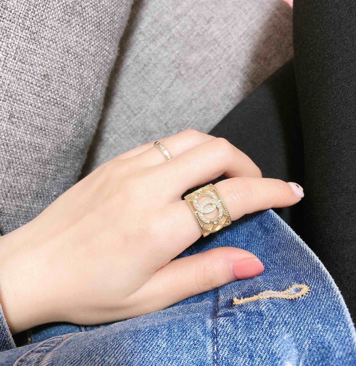 Grid Pearl Ring