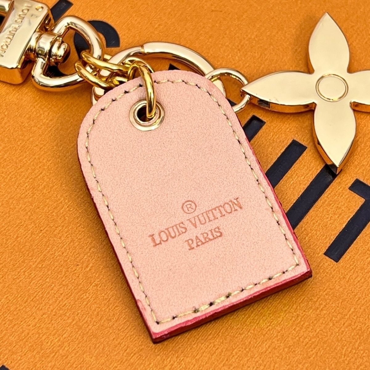 Leather Titanium Steel Keychain Keychain