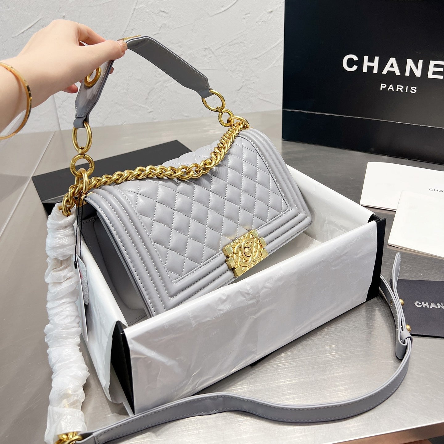 Leboy Series Chain Shoulder Bag