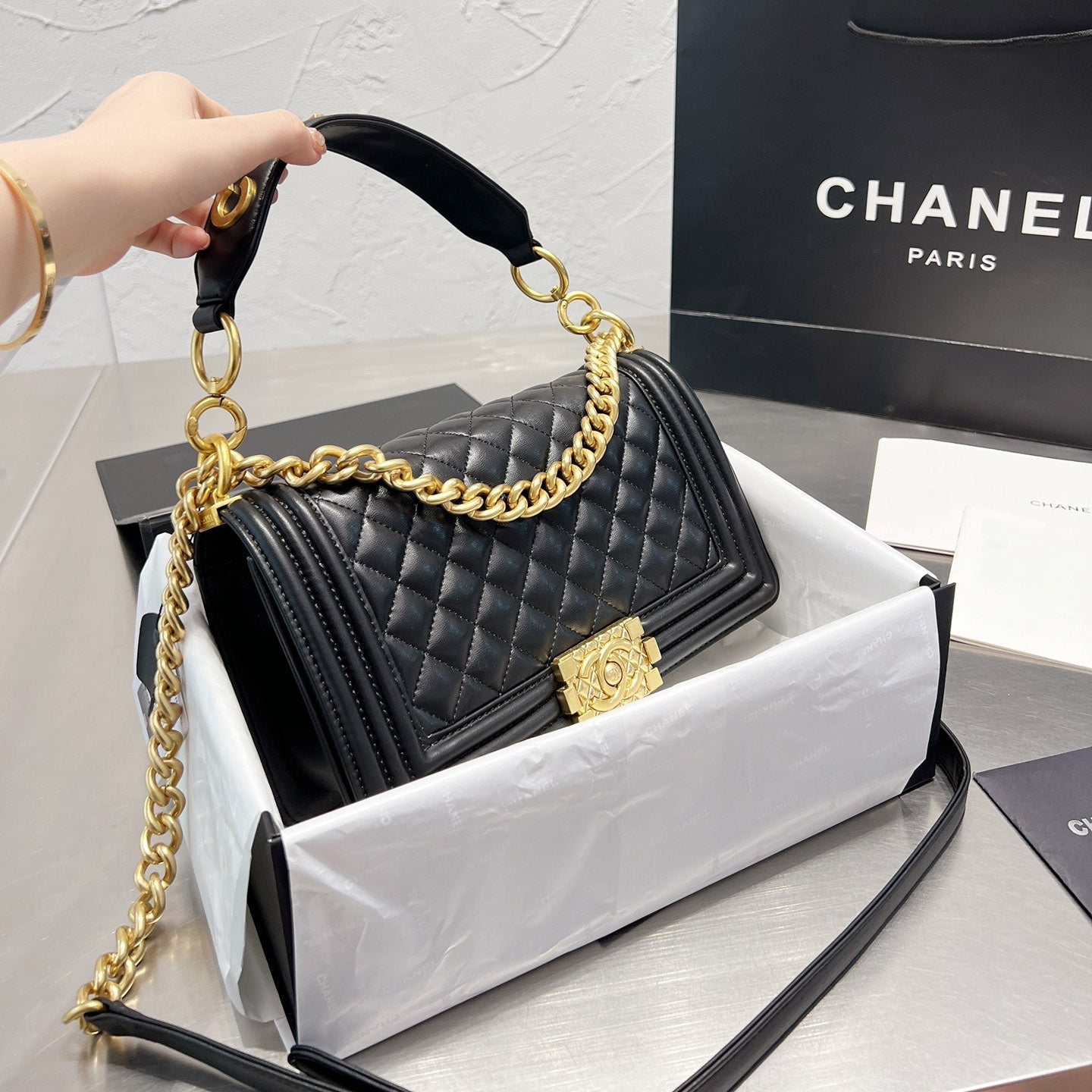 Leboy Series Chain Shoulder Bag