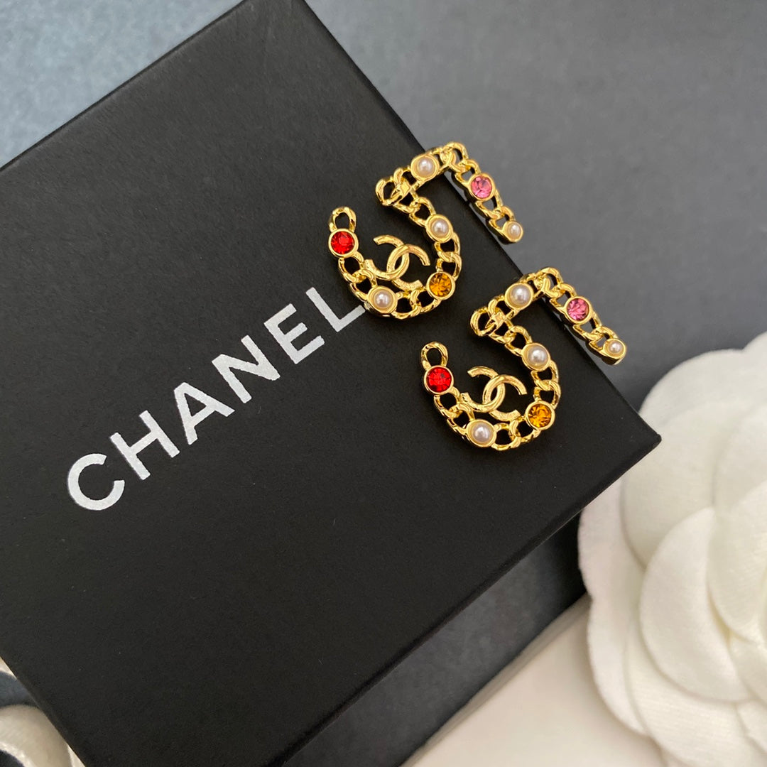 Lucky 5 Diamond Pearl Ear Studs