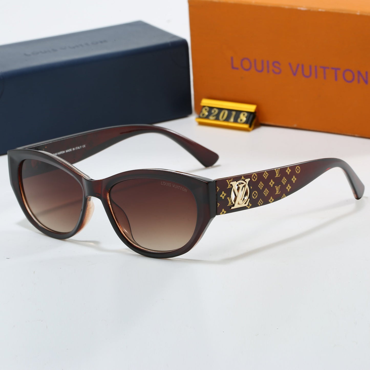 6 colors of new popular small frame sunglasses 82018
