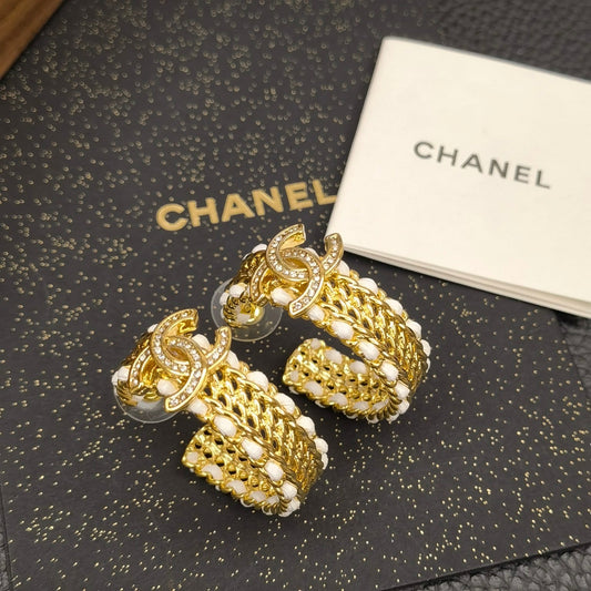 Shiny Gold Circle Earrings