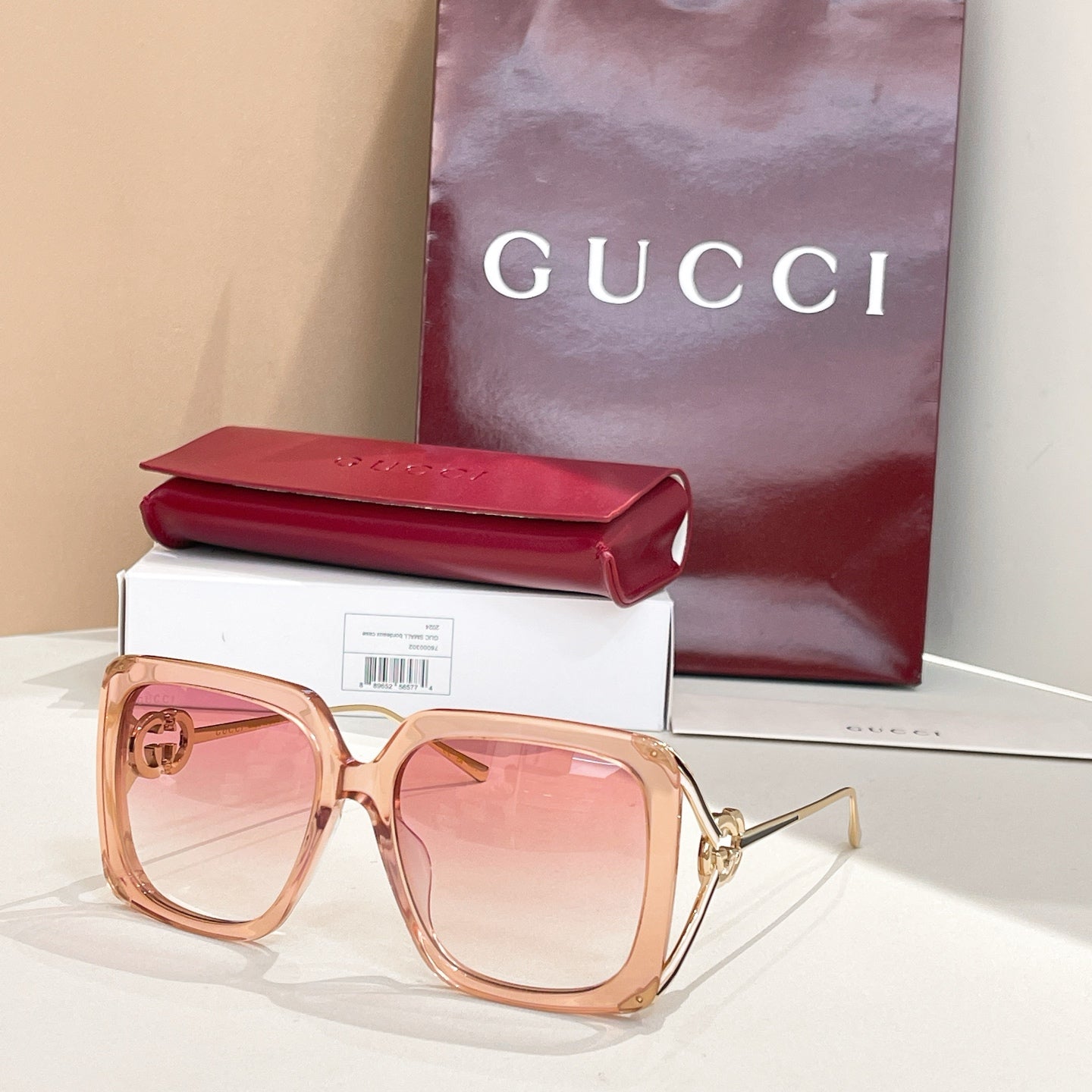 Square full frame sunglasses