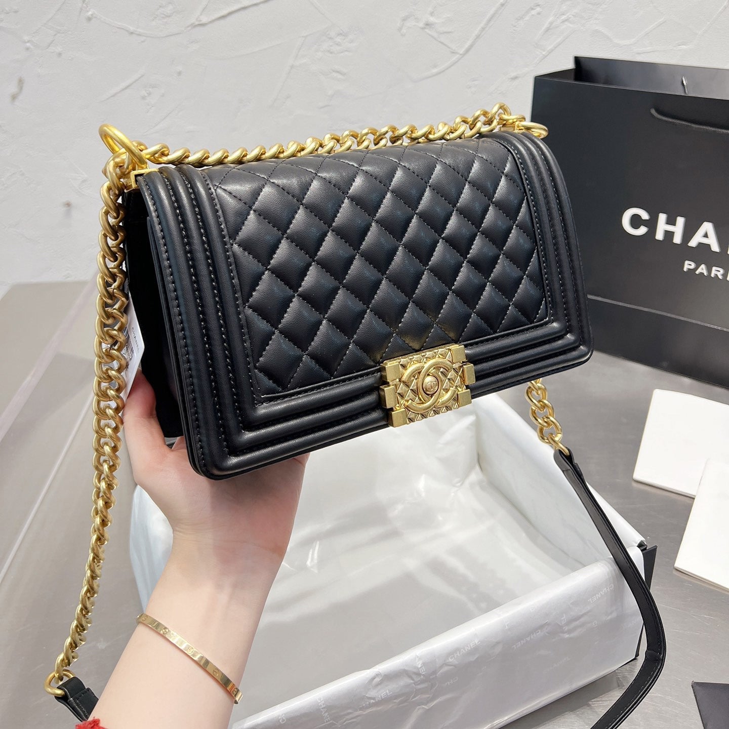Leboy Series Chain Shoulder Bag
