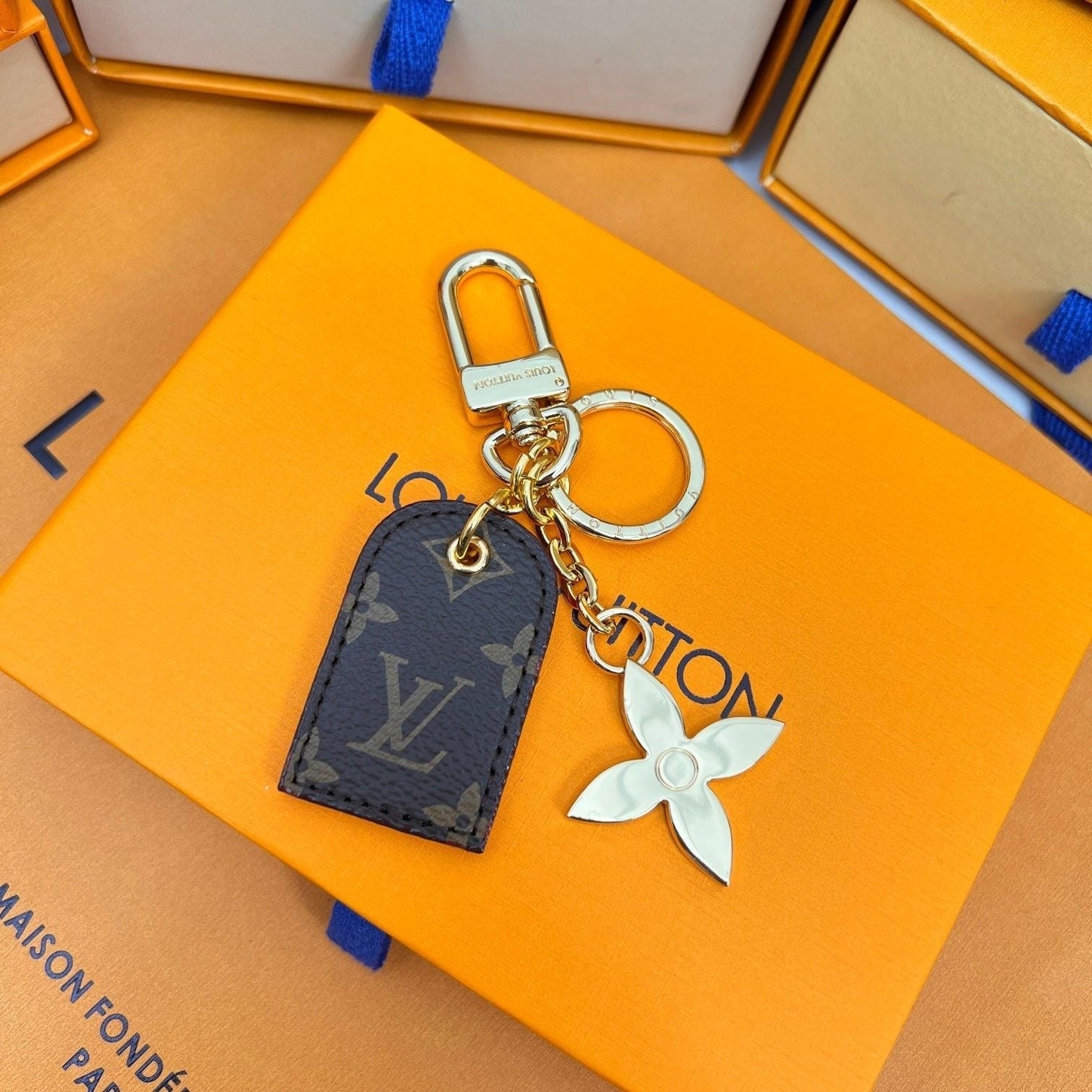 Leather Titanium Steel Keychain Keychain
