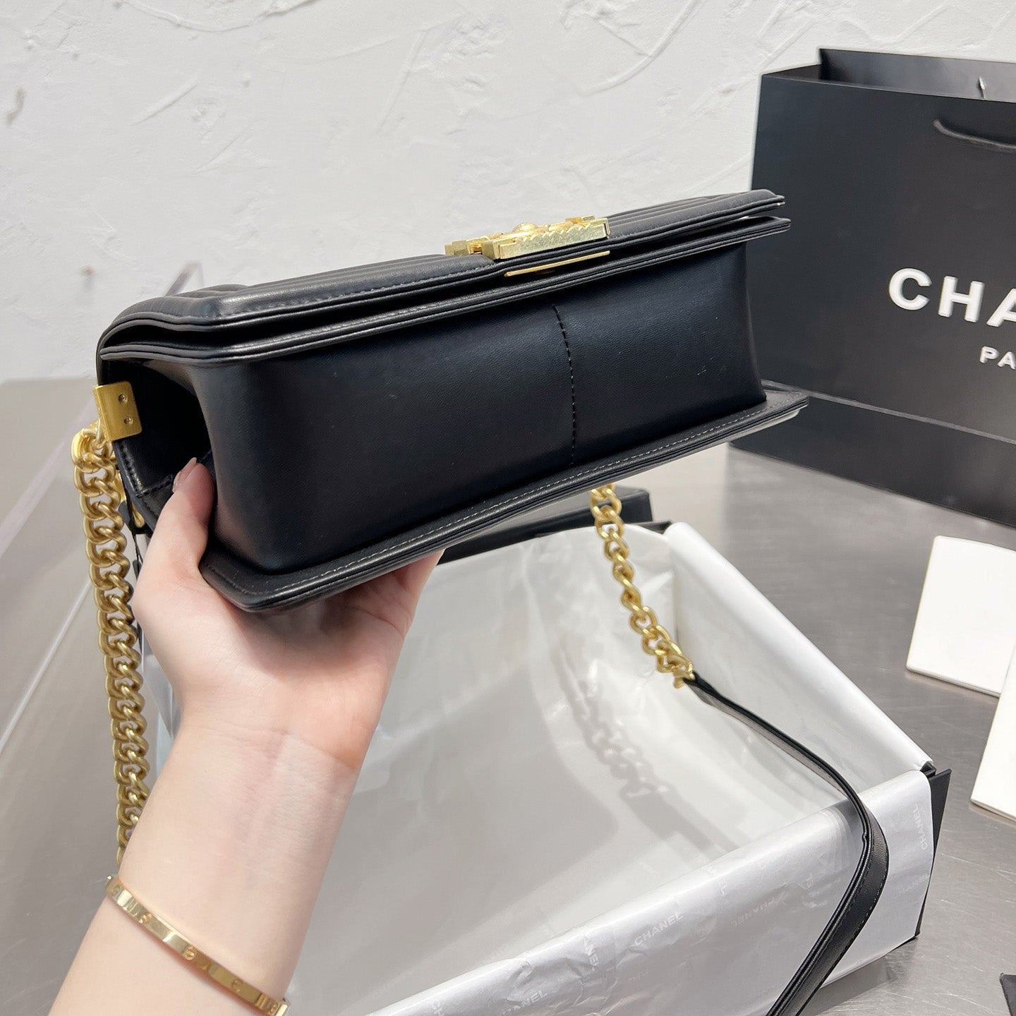 Leboy Series Chain Shoulder Bag