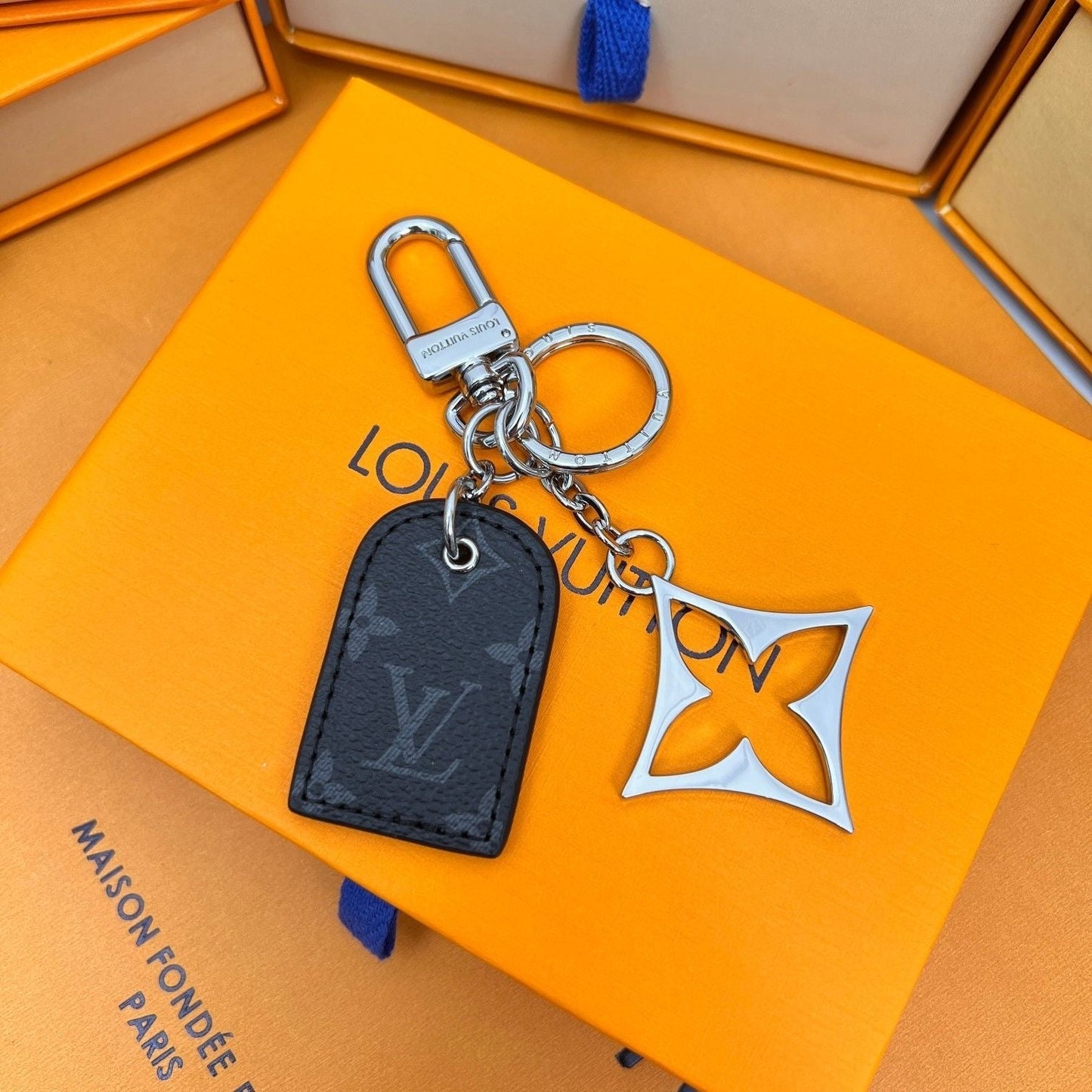 Leather Titanium Steel Keychain Keychain