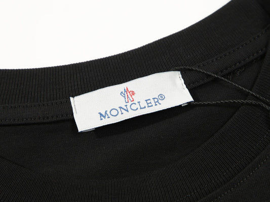 Small embroidered cotton T-shirt